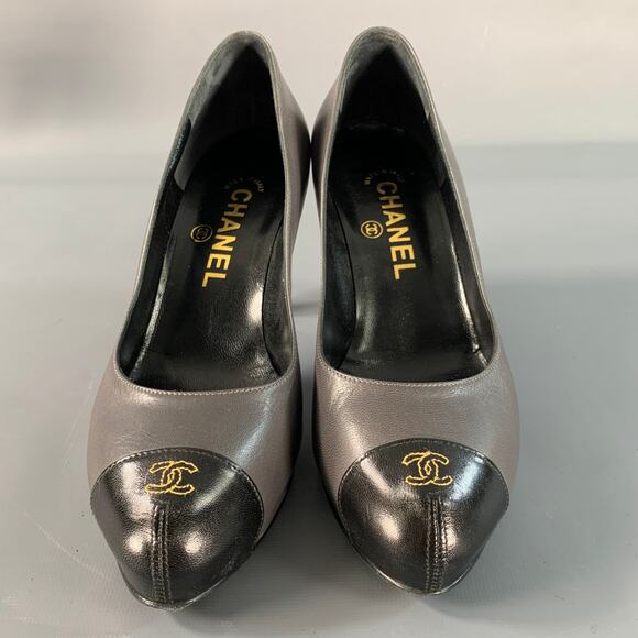 CHANEL Size 6 Grey Black Leather Cap Toe Pumps - Picture 4 of 8